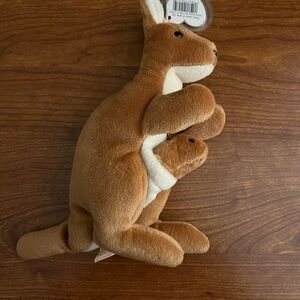 Ty Brown Beanie Baby Pouch the Kangaroo Plush Toy
